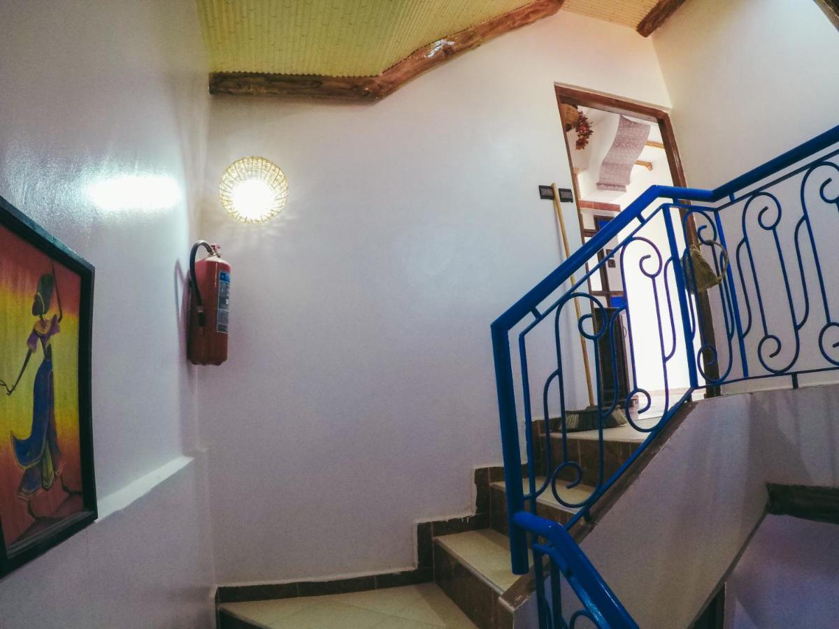 Tamraght White Hostel Εξωτερικό φωτογραφία