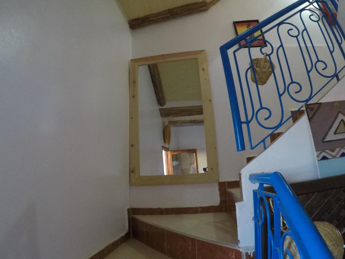 Tamraght White Hostel Εξωτερικό φωτογραφία